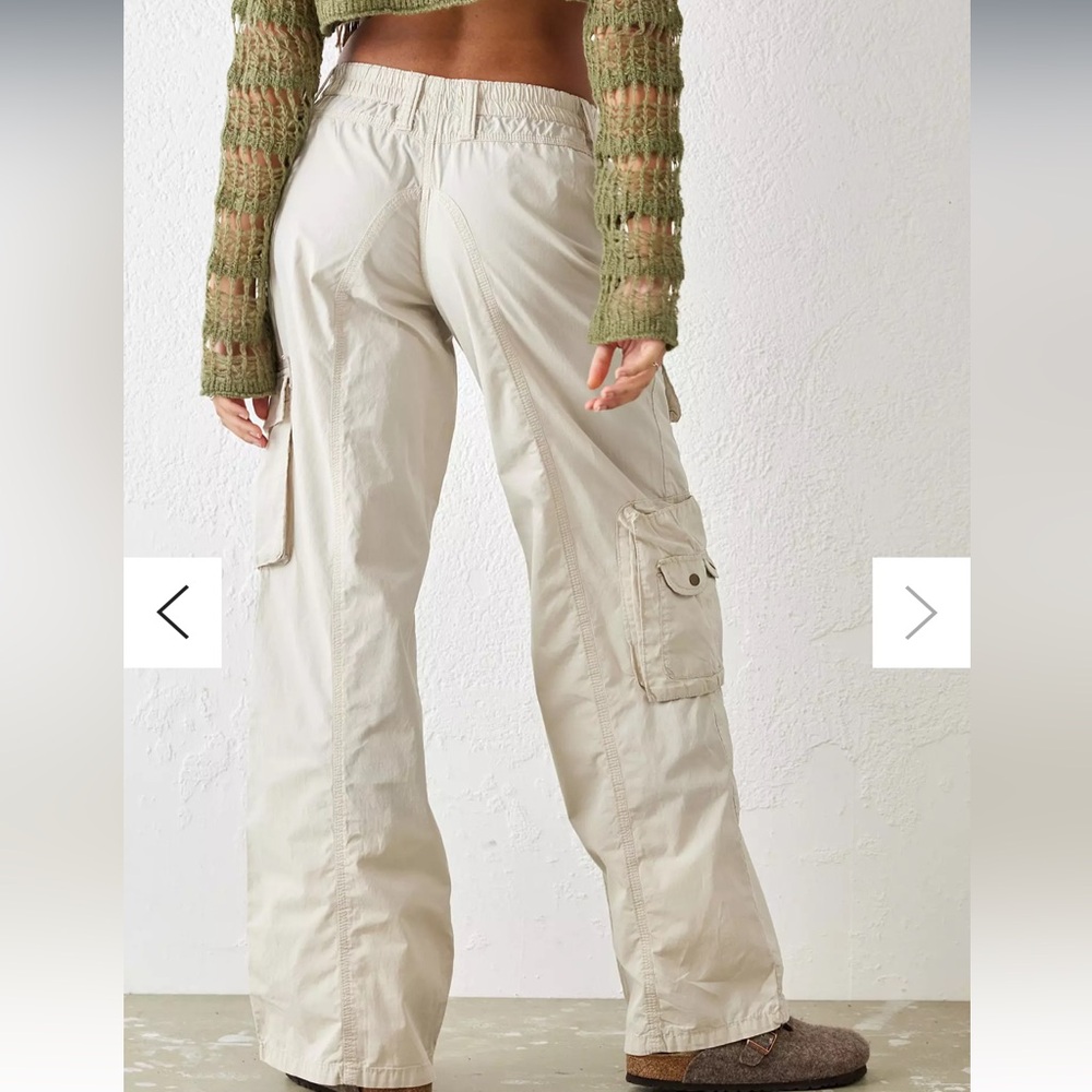 BDG Y2K Cargo Low Rise Pants Cream